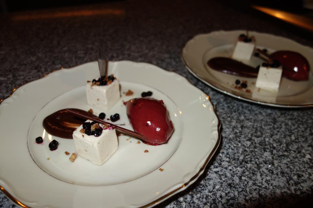 Kastanjelund Hotel Yngsjö Екстериор снимка