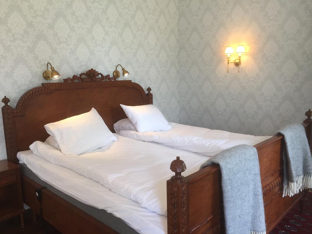 Kastanjelund Hotel Yngsjö Стая снимка