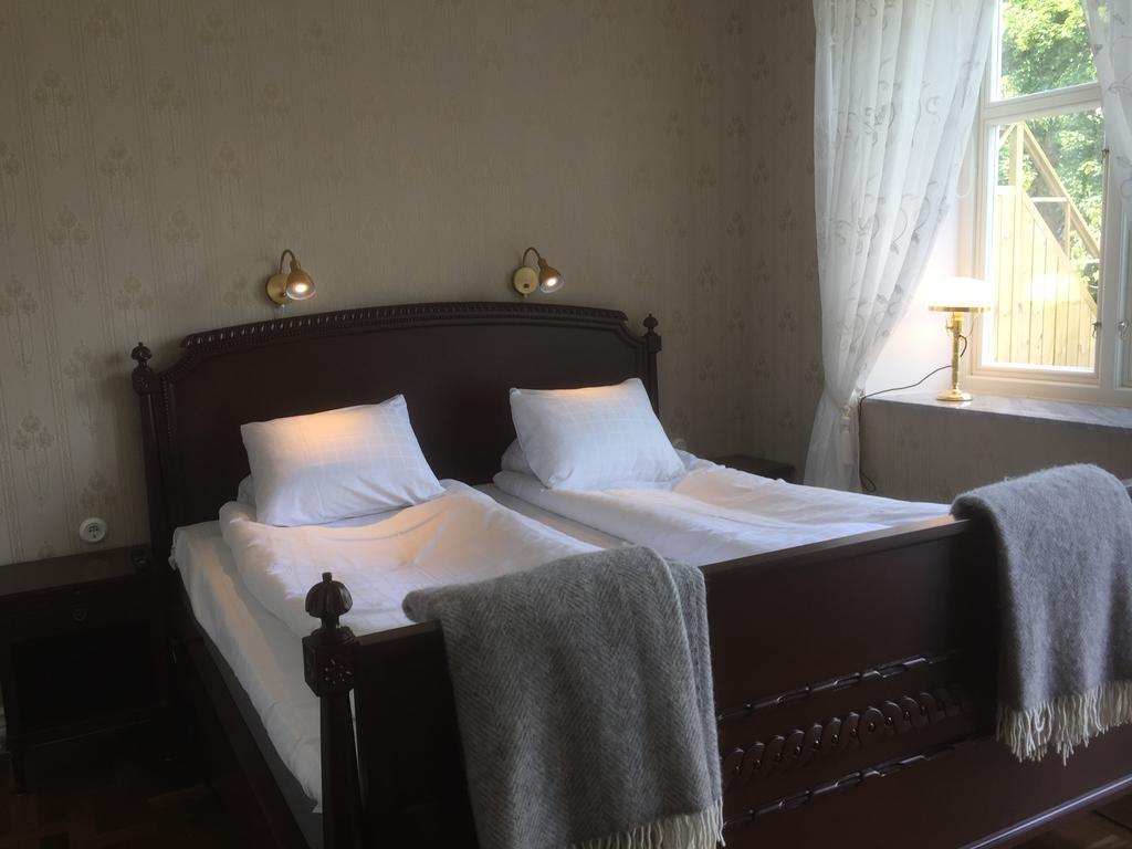 Kastanjelund Hotel Yngsjö Стая снимка