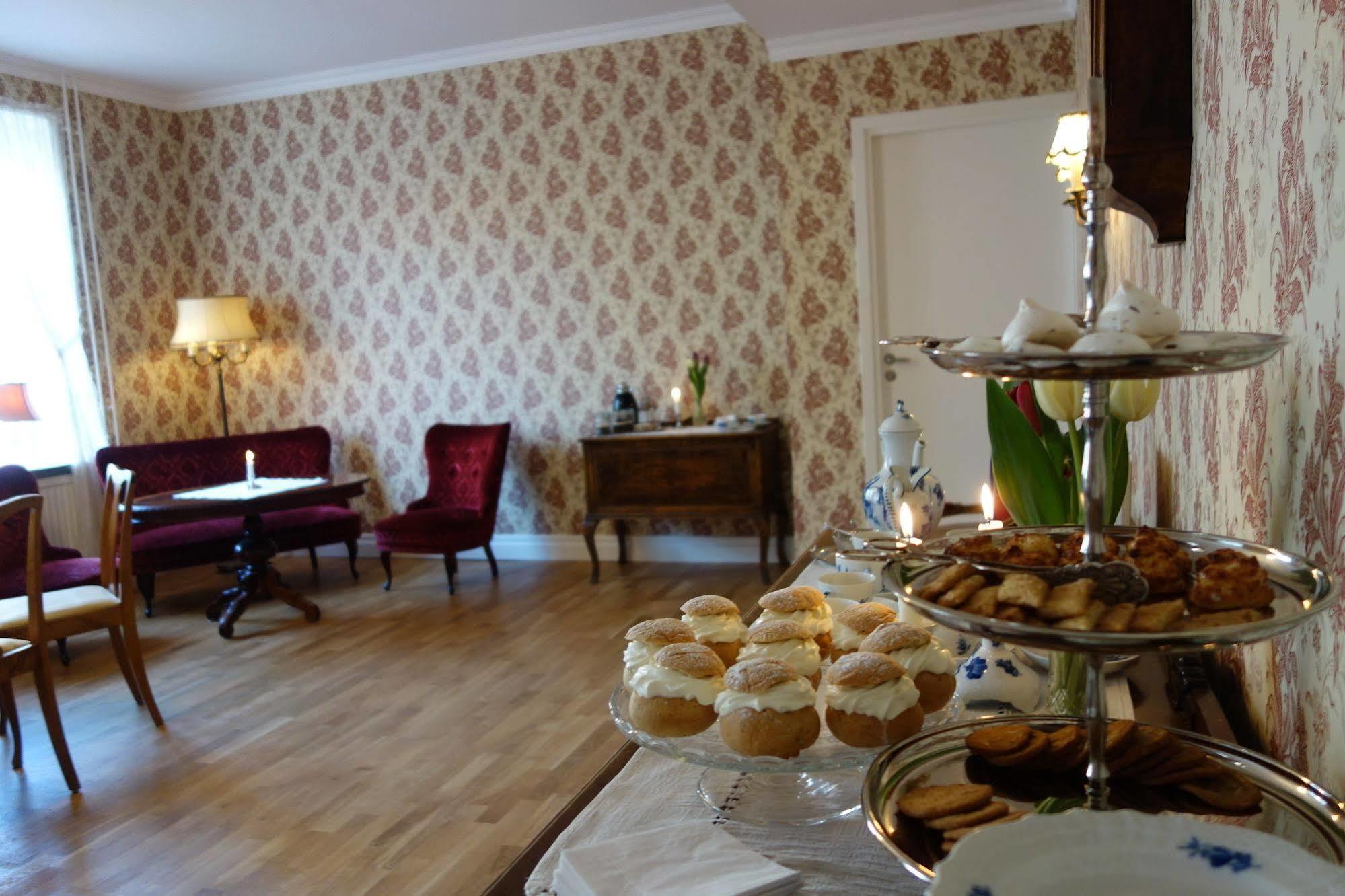 Kastanjelund Hotel Yngsjö Екстериор снимка