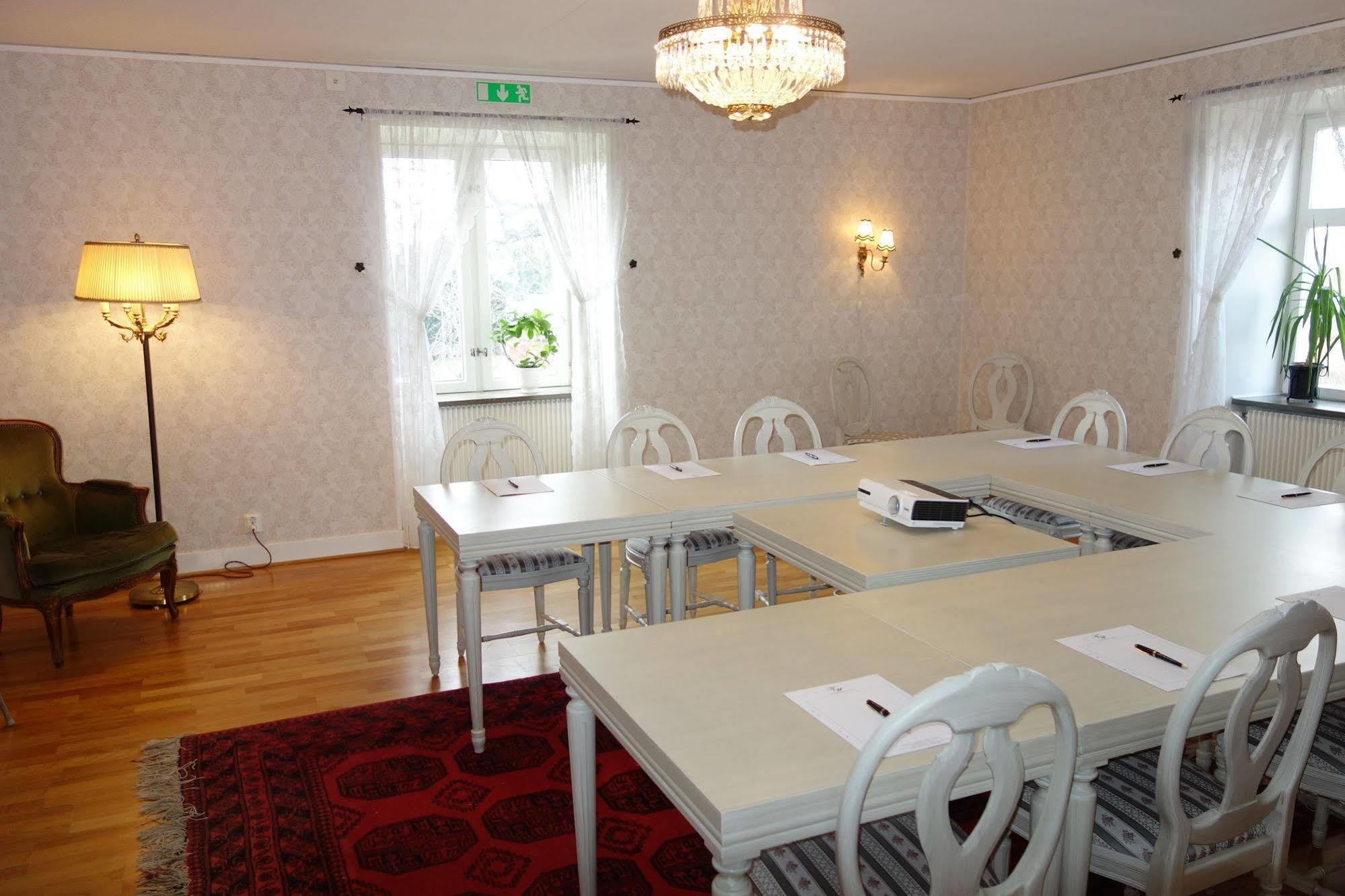 Kastanjelund Hotel Yngsjö Екстериор снимка